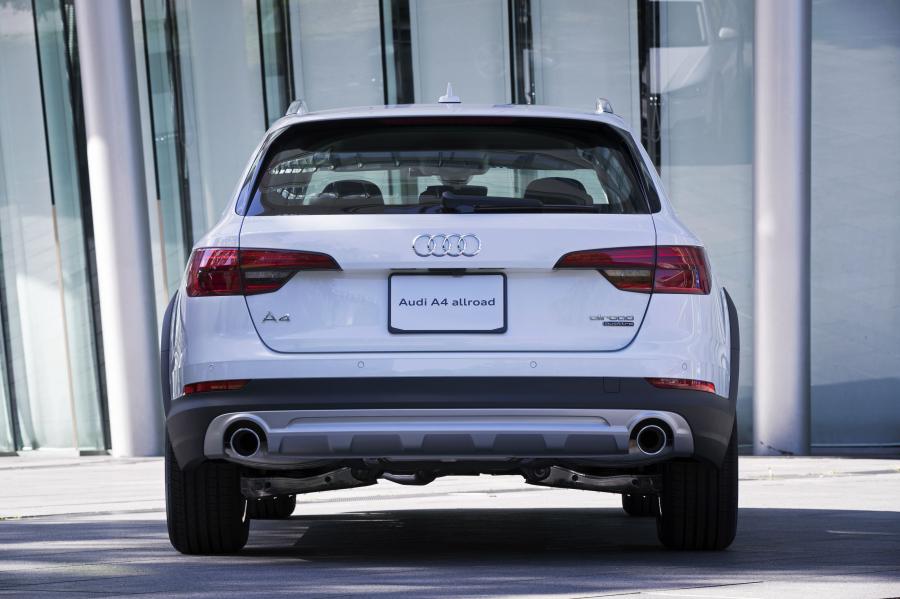  Audi A4 Allroad 2.0 TFSI Quattro (B9) 2016 года  (JP) (фото 2 из 26)